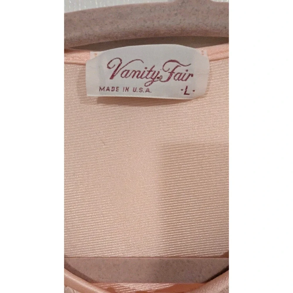 Vanity Fair Nightgown L Peach Vintage Lace Embroidered Antron III Nylon USA Made